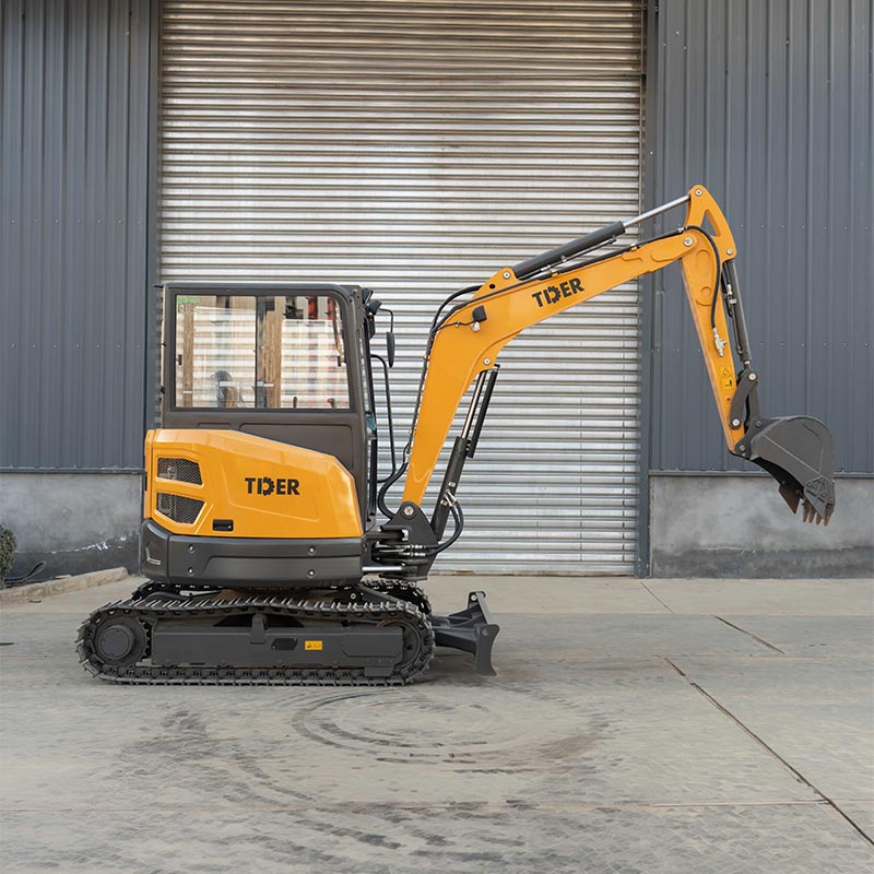Máy xúc mini không đuôi 3,5 tấn trang bị động cơ Kubota và xích thép.