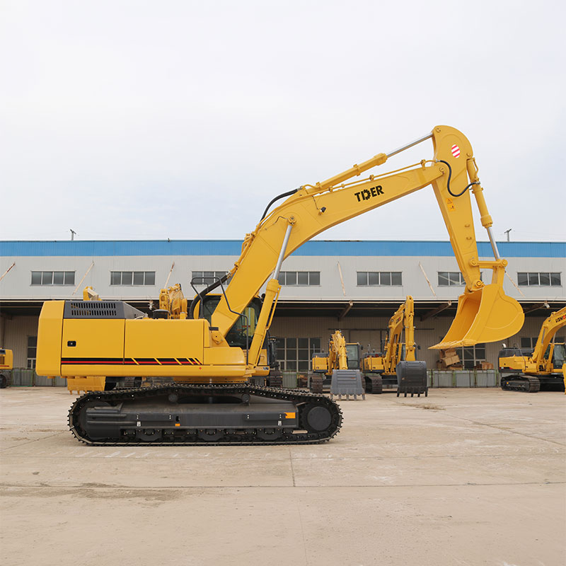Máy xúc bánh xích 40 tấn trang bị hệ thống thủy lực Kawasaki dùng cho công tác san lấp mặt bằng.