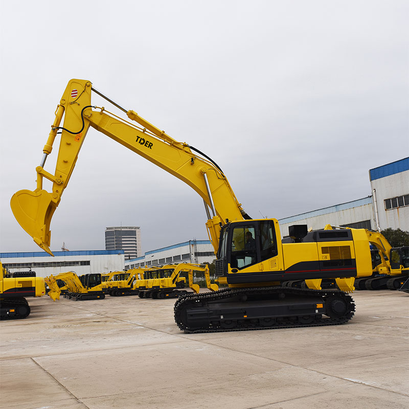Máy xúc 48,5 tấn với các linh kiện thương hiệu quốc tế.