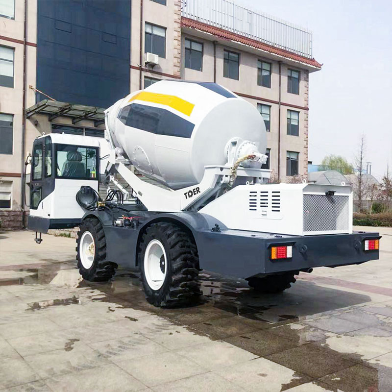 Xe trộn bê tông cỡ lớn 5,5m³ với tùy chọn động cơ Euro V