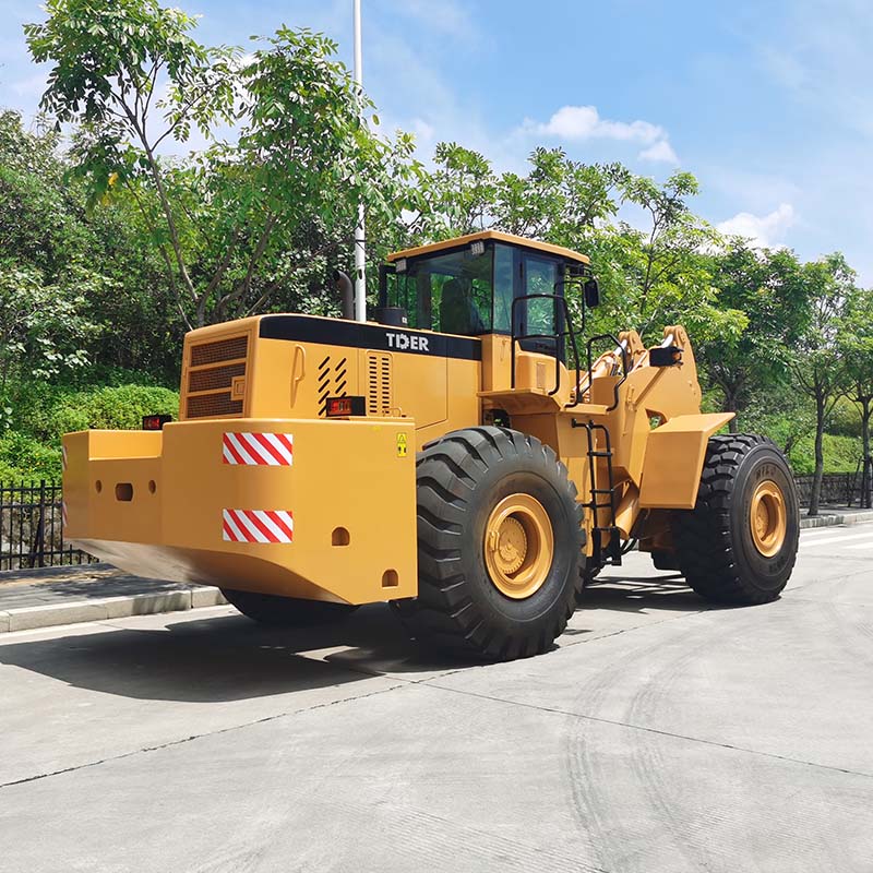 Xe nâng hàng 32 tấn kiểu lật phía trước với càng nâng chịu tải nặng