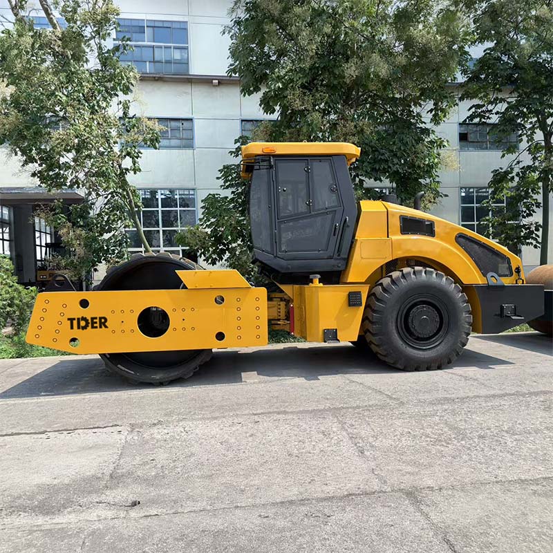 Máy lu đường một trống 20 tấn với hệ thống thủy lực Linde